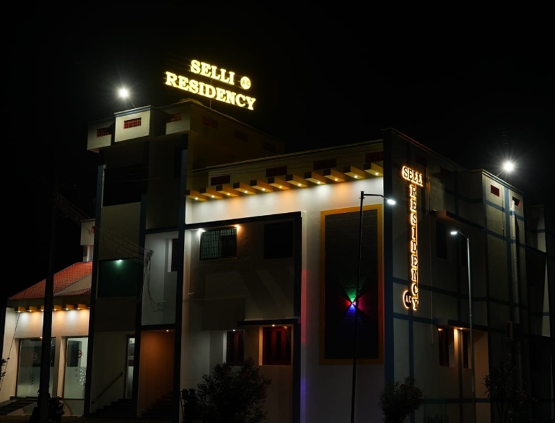 Luxury Penthouse Image 2